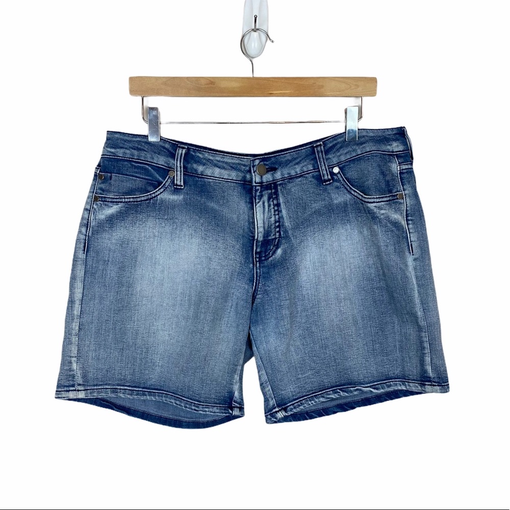 Liverpool Linda Jean Shorts Loose Fit Size 8 29